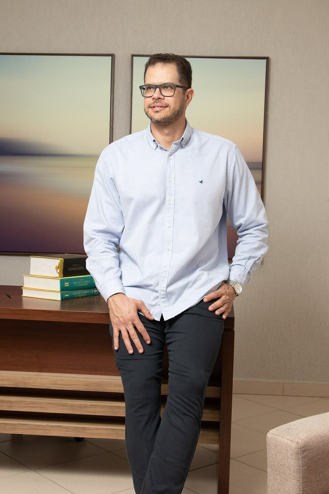 Dr. Jonas Junqueira - Médico de Família e Comunidade e Professor de Medicina